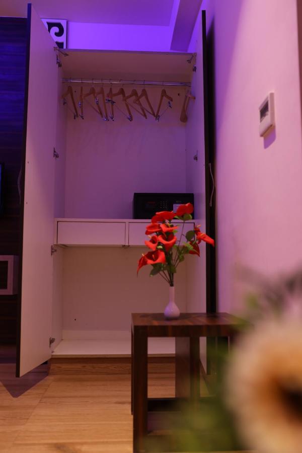 Npg Hotel Bangalore Just 10 Mins Drive From The Kempegowda International Airport Buitenkant foto
