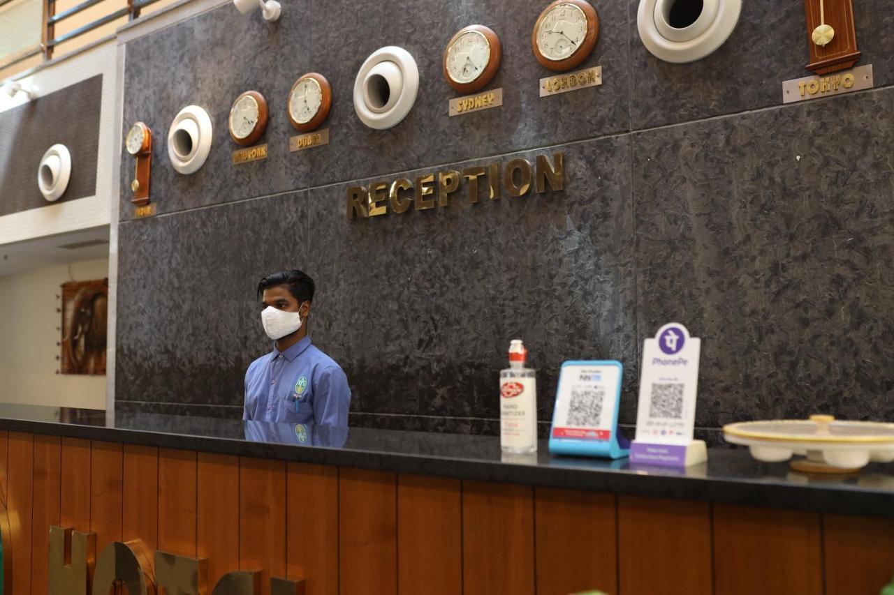 Npg Hotel Bangalore Just 10 Mins Drive From The Kempegowda International Airport Buitenkant foto